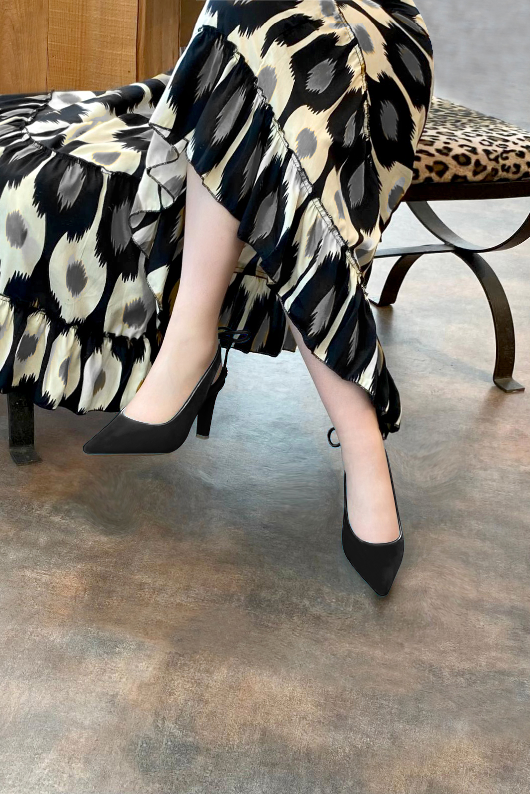 Matt black women's slingback shoes. Pointed toe. High slim heel. Worn view - Florence KOOIJMAN